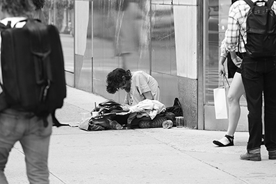 Homeless : Street Life : New York : Personal Photo Projects : Photos : Richard Moore : Photographer